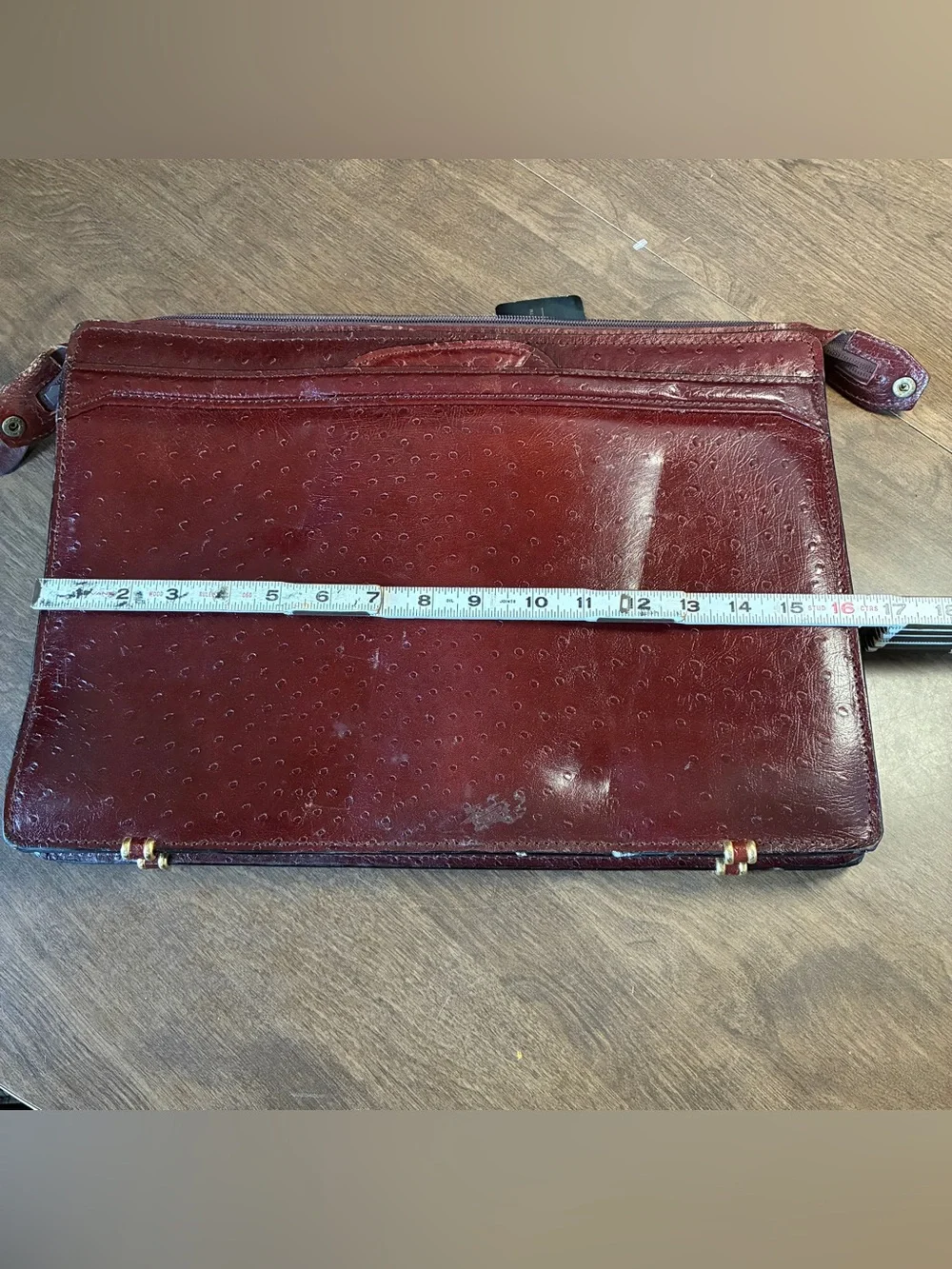 Vintage  Giorgio Bernini Handcrafted Leather Ostrich Embossed Gussett Portfolio
